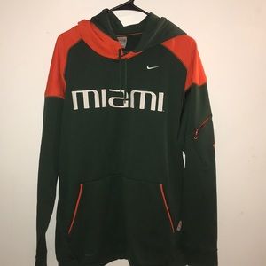 Nike men’s hoodie
